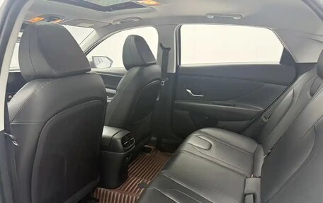 Hyundai Elantra, 2022 год, 1 690 007 рублей, 12 фотография