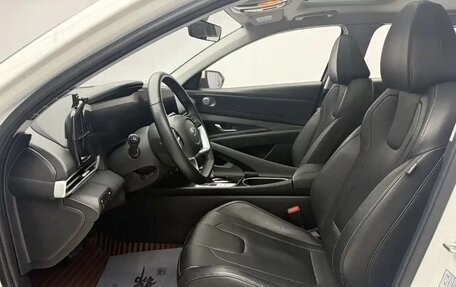 Hyundai Elantra, 2022 год, 1 690 007 рублей, 9 фотография