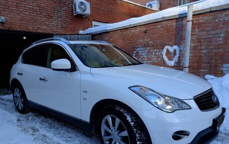 Infiniti QX50 I рестайлинг, 2014 год, 1 900 000 рублей, 2 фотография