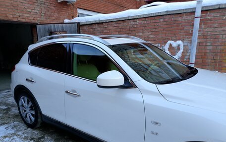 Infiniti QX50 I рестайлинг, 2014 год, 1 900 000 рублей, 13 фотография