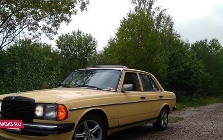 Mercedes-Benz W123, 1980 год, 599 000 рублей, 3 фотография