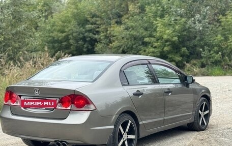 Honda Civic VIII, 2007 год, 583 000 рублей, 3 фотография