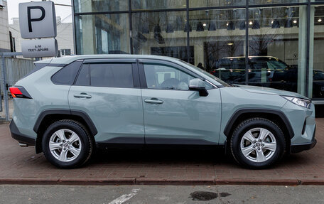 Toyota RAV4, 2019 год, 3 038 000 рублей, 6 фотография