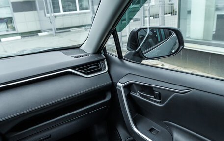 Toyota RAV4, 2019 год, 3 038 000 рублей, 11 фотография