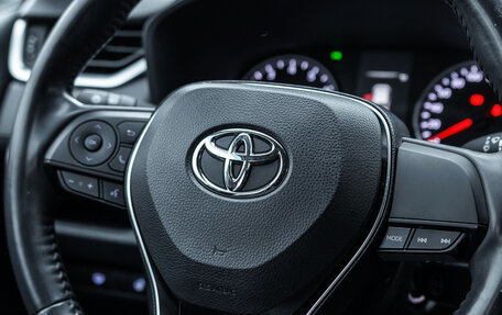 Toyota RAV4, 2019 год, 3 038 000 рублей, 13 фотография