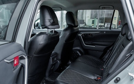 Toyota RAV4, 2019 год, 3 038 000 рублей, 27 фотография