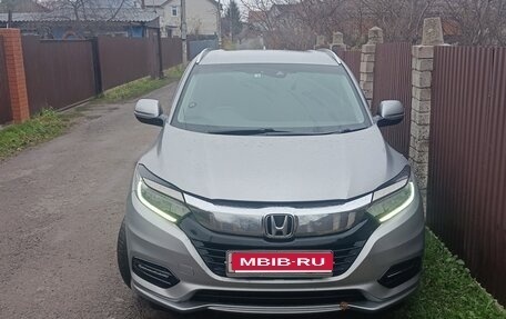 Honda Vezel, 2018 год, 1 850 000 рублей, 1 фотография