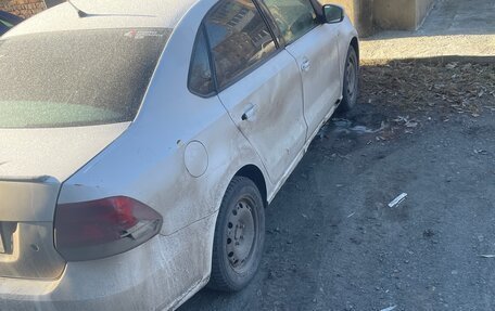 Volkswagen Polo VI (EU Market), 2011 год, 280 000 рублей, 3 фотография