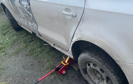 Volkswagen Polo VI (EU Market), 2011 год, 280 000 рублей, 6 фотография