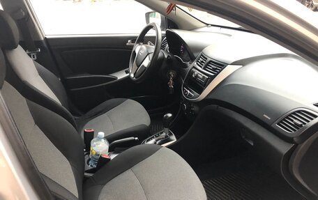 Hyundai Solaris II рестайлинг, 2012 год, 720 000 рублей, 2 фотография