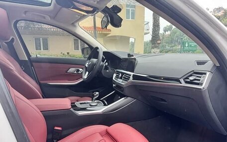 BMW 3 серия, 2022 год, 3 200 000 рублей, 13 фотография