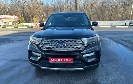 Ford Explorer VI, 2021 год, 4 300 000 рублей, 1 фотография