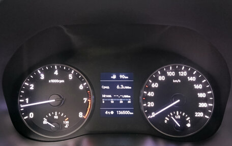 Hyundai Solaris II рестайлинг, 2017 год, 1 100 000 рублей, 16 фотография