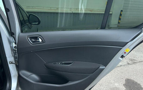 Peugeot 408 I рестайлинг, 2012 год, 415 000 рублей, 16 фотография