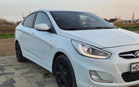 Hyundai Solaris II рестайлинг, 2014 год, 750 000 рублей, 10 фотография