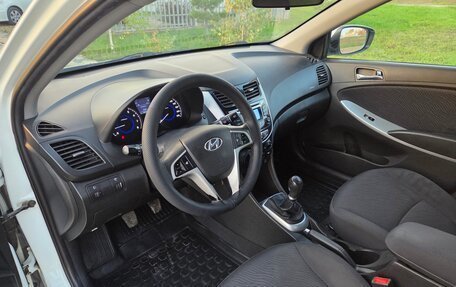 Hyundai Solaris II рестайлинг, 2014 год, 750 000 рублей, 13 фотография