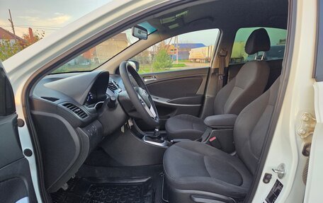 Hyundai Solaris II рестайлинг, 2014 год, 750 000 рублей, 14 фотография