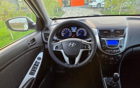 Hyundai Solaris II рестайлинг, 2014 год, 750 000 рублей, 19 фотография