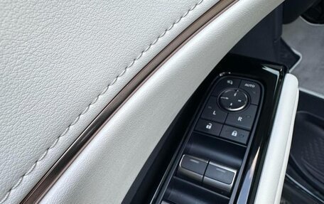 Lexus LM, 2025 год, 21 990 000 рублей, 8 фотография