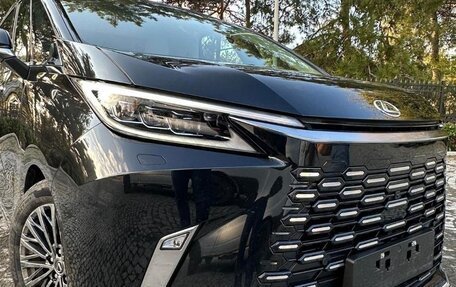 Lexus LM, 2025 год, 21 990 000 рублей, 4 фотография