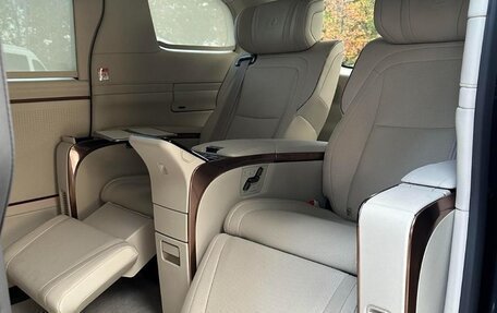 Lexus LM, 2025 год, 21 990 000 рублей, 14 фотография