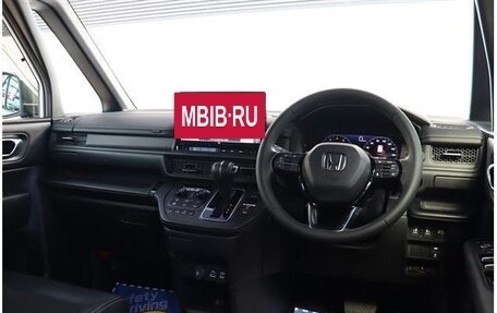 Honda Stepwgn, 2022 год, 1 805 000 рублей, 22 фотография