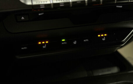 Lexus UX I, 2021 год, 3 050 000 рублей, 14 фотография