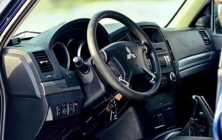 Mitsubishi Pajero IV, 2010 год, 1 480 000 рублей, 16 фотография