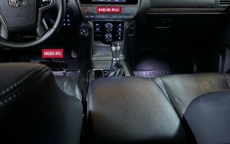 Toyota Land Cruiser Prado 150 рестайлинг 2, 2018 год, 5 050 000 рублей, 4 фотография