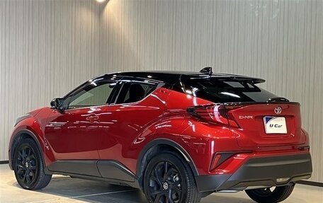 Toyota C-HR I рестайлинг, 2022 год, 1 690 000 рублей, 3 фотография