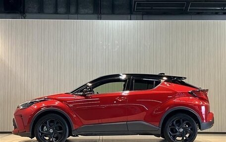 Toyota C-HR I рестайлинг, 2022 год, 1 690 000 рублей, 2 фотография