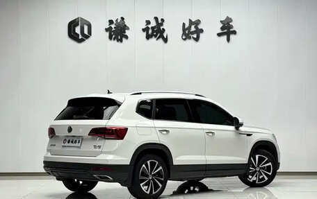 Volkswagen Tiguan II, 2021 год, 1 500 121 рублей, 3 фотография