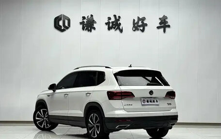 Volkswagen Tiguan II, 2021 год, 1 500 121 рублей, 11 фотография