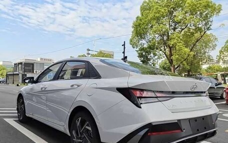 Hyundai Elantra, 2024 год, 2 070 000 рублей, 5 фотография