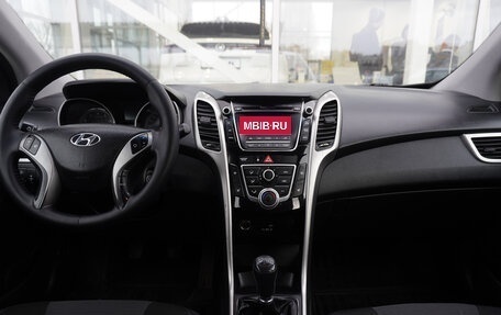 Hyundai i30 II рестайлинг, 2016 год, 780 000 рублей, 11 фотография