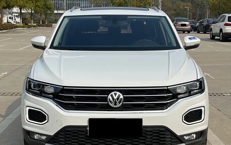 Volkswagen T-Roc I, 2022 год, 1 830 100 рублей, 4 фотография