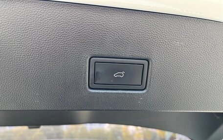 Volkswagen T-Roc I, 2022 год, 1 830 100 рублей, 12 фотография