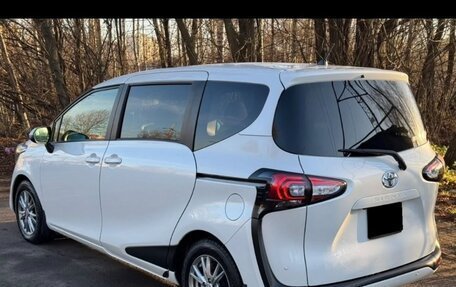 Toyota Sienta II, 2021 год, 1 420 100 рублей, 9 фотография