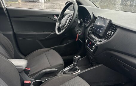 Hyundai Solaris II рестайлинг, 2021 год, 1 550 000 рублей, 5 фотография