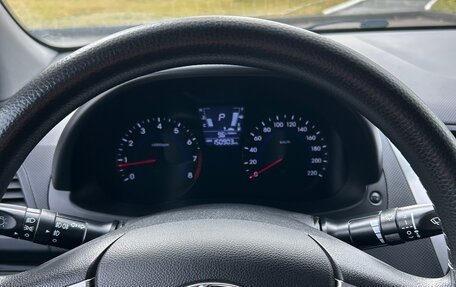 Hyundai Solaris II рестайлинг, 2013 год, 990 000 рублей, 12 фотография