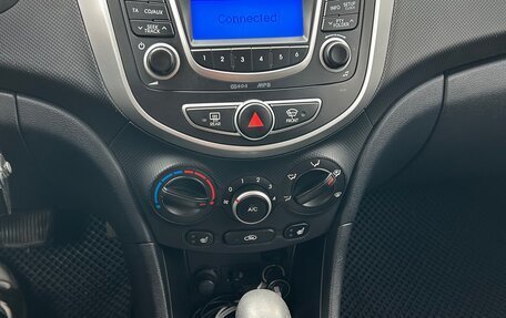 Hyundai Solaris II рестайлинг, 2013 год, 990 000 рублей, 10 фотография