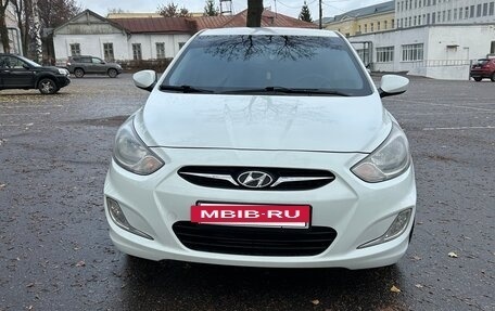 Hyundai Solaris II рестайлинг, 2013 год, 990 000 рублей, 7 фотография