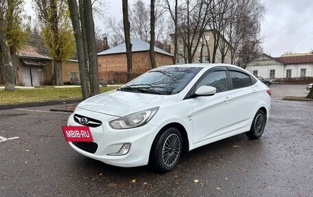 Hyundai Solaris II рестайлинг, 2013 год, 990 000 рублей, 8 фотография