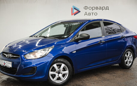Hyundai Solaris II рестайлинг, 2012 год, 770 000 рублей, 2 фотография