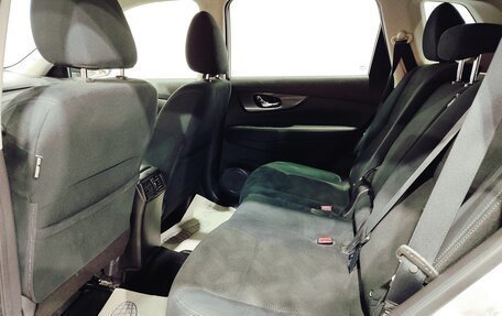 Nissan X-Trail, 2017 год, 2 100 000 рублей, 17 фотография