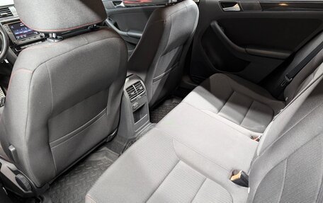 Volkswagen Jetta VI, 2018 год, 1 399 000 рублей, 12 фотография