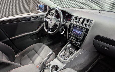 Volkswagen Jetta VI, 2018 год, 1 399 000 рублей, 15 фотография