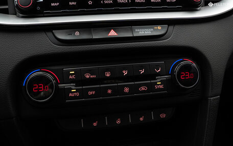 KIA cee'd III, 2022 год, 2 400 000 рублей, 17 фотография