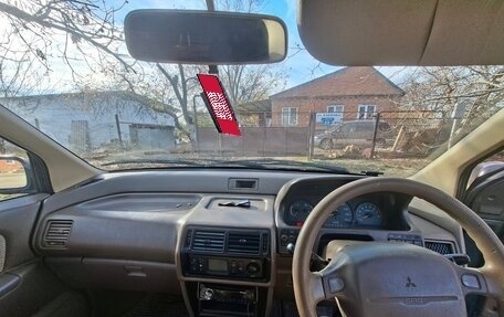 Mitsubishi Chariot III, 1996 год, 300 000 рублей, 10 фотография