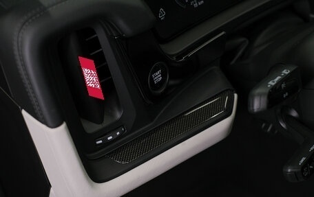 Porsche Cayenne III, 2025 год, 25 802 000 рублей, 20 фотография